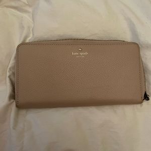 Brand new Kate Spade wallet